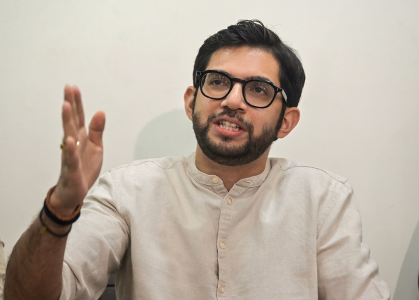 Aditya Thackeray Criticizes State Government Over TET Paper Leak