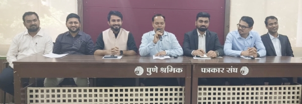 स्वान फाऊंडेशनचे संस्थापक अध्यक्ष शशिकांत कांबळे आणि इतर स्वान फाऊंडेशनचे संस्थापक अध्यक्ष शशिकांत कांबळे आणि इतर