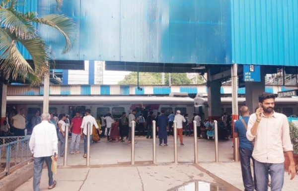 Railway Police Decision Passenger Bag Checks at Stations