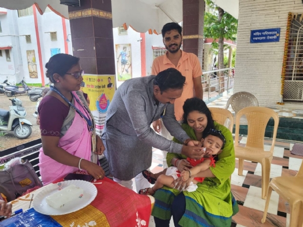 राष्ट्रीय पल्स पोलिओ लसीकरण मोहिमेला अमरावतीत उत्स्फूर्त प्रतिसाद राष्ट्रीय पल्स पोलिओ लसीकरण मोहिमेला अमरावतीत उत्स्फूर्त प्रतिसाद