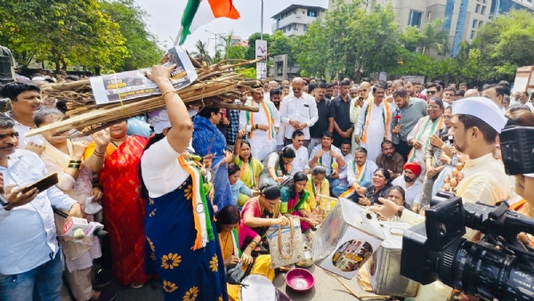 NCP (SP) Protest Navi Mumbai Against Inflation Unemployment