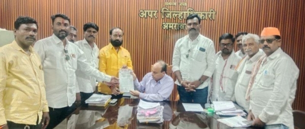 खरीप हंगामापूर्वी बियाणे-खते उपलब्ध करा; ट्रॅक्टरधारकांना कॅनमध्ये डिझेल द्या – युवा स्वाभिमानचे निवेदन खरीप हंगामापूर्वी बियाणे-खते उपलब्ध करा; ट्रॅक्टरधारकांना कॅनमध्ये डिझेल द्या – युवा स्वाभिमानचे निवेदन