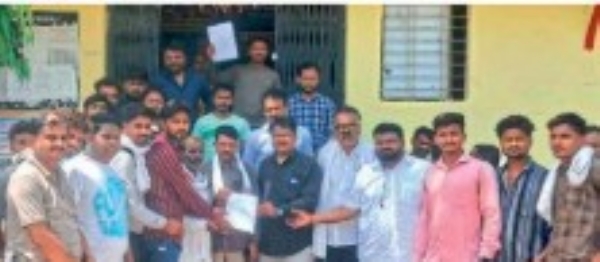 राखेच्या प्रदूषणाने मासोद येथील नागरिक हैराण राखेच्या प्रदूषणाने मासोद येथील नागरिक हैराण