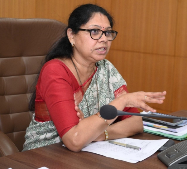 अग्निसुरक्षा नियमांचे काटेकोर पालन करा नाहीतर कारवाईला सामोरे जा शालेय विद्यार्थ्यांच्या सुरक्षिततेशी तडजोड नाही - महापालिका आयुक्त वर्षा लढ्ढा