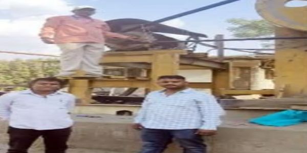 लातूर - औसा शहरासह परिसरातील खडी केंद्रांवर महसूल विभागाचा दणका