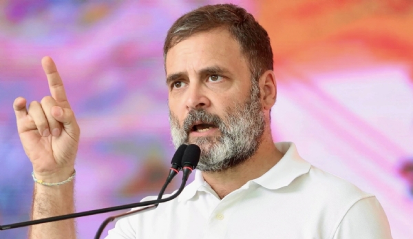 भारताची परराष्ट्र नीती अमेरिकेच्या दबावाखाली – राहुल गांधी