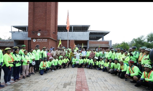 300 cyclists to Pandharpur 300 cyclists to Pandharpur