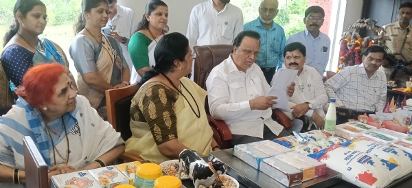 आशीष शेलार यांची चिपळूणमधील बैठक आशीष शेलार यांची चिपळूणमधील बैठक