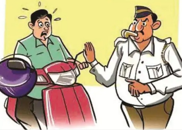अमरावतीत २४ जुलैपासून हेल्मेट सक्ती अधिसूचना जारी, नियम न पाळल्यास दंडासह परवाना निलंबन अमरावतीत २४ जुलैपासून हेल्मेट सक्ती अधिसूचना जारी, नियम न पाळल्यास दंडासह परवाना निलंबन