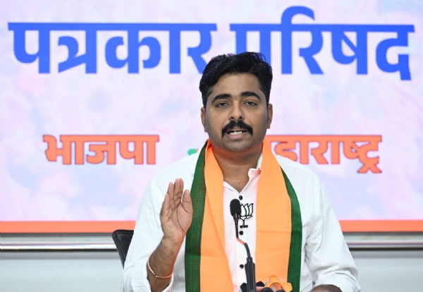 संजय राऊत, पोलिसांचा अपमान करू नका; नवनाथ बन यांची खरमरीत टीका संजय राऊत, पोलिसांचा अपमान करू नका; नवनाथ बन यांची खरमरीत टीका
