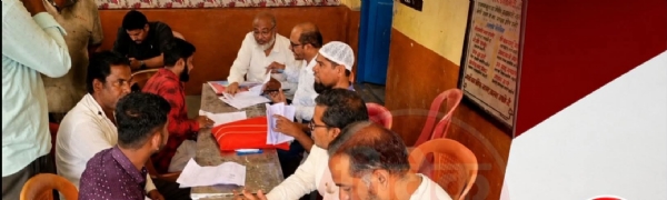 बीएलओ शिक्षकाला मारहाण बीएलओ शिक्षकाला मारहाण