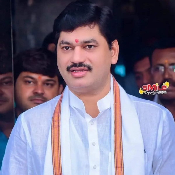 धनंजय मुंडे धनंजय मुंडे