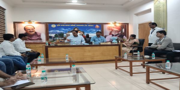 कांदा खरेदी वाढविण्यासाठी नाफेडने जनजागृती करावी