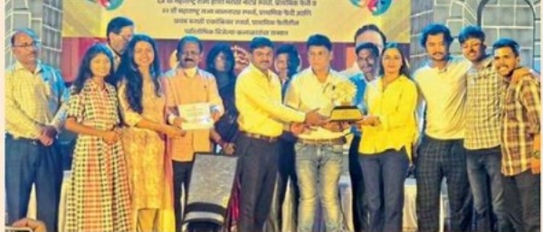 ‘अर्बन’ एकांकिका राज्यस्तरीय स्पर्धेत प्रथम ‘अर्बन’ एकांकिका राज्यस्तरीय स्पर्धेत प्रथम