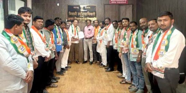 विद्यार्थ्यांच्या न्याय्य हक्कांसाठी शरद पवार गटाचे लातूरात धरणे आंदोलन