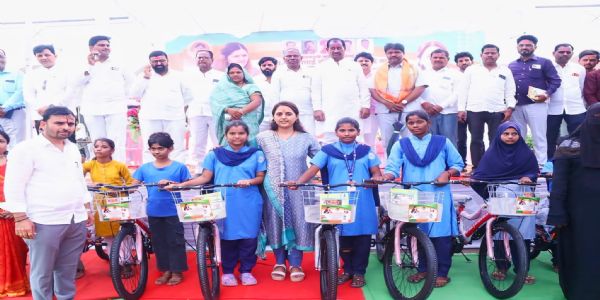 वडवणी येथे सेवाभावी उपक्रमाला उत्स्फूर्त प्रतिसाद