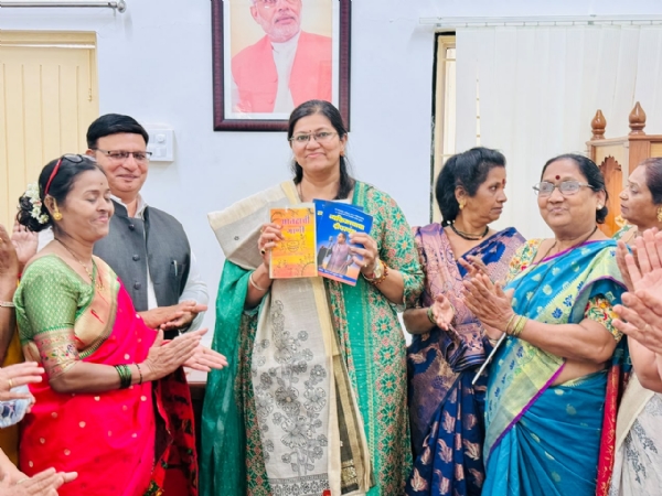 Anganwadi workers express Anganwadi workers express