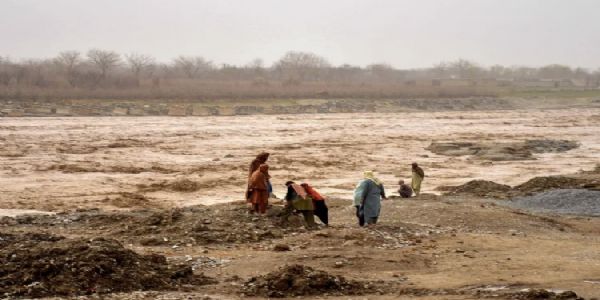 अफगाणिस्तानात भीषण पुराचा तडाखा: २० जणांचा मृत्यू, १०० हून अधिक बेपत्ता; बचावकार्य सुरू