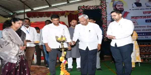 नांदेडमध्ये एकाच छताखाली शासकीय सेवांचा लाभ ; शेकडो नागरिकांच्या तक्रारींचे तत्काळ निवारण