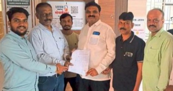 शहरातील सार्वजनिक प्रसाधनगृह कायमचे बंद करा घाणीने त्रस्त उमरखेडच्या व्यापार्!यांची नगरपालिका मुख्याधिकार्!यांकडे तक्रार