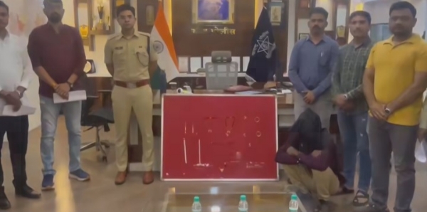 घरफोडी करणारी टोळी जेरबंद