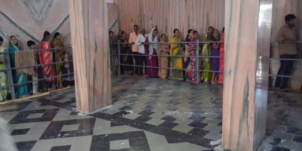 प्रतिपंढरपूरात आषाढी एकादशीनिमित्त लाखो भाविकांची गर्दी