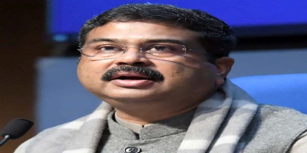अखेर केंद्रीय शिक्षणमंत्री धर्मेंद्र प्रधान यांचा राजीनामा