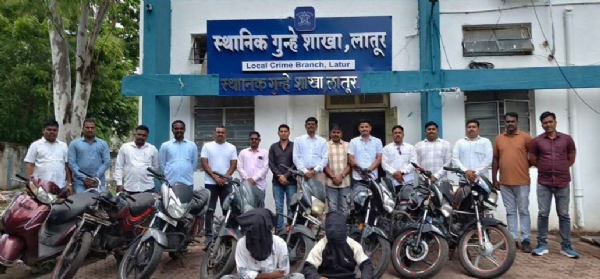 पोलीस कारवाई पोलीस कारवाई