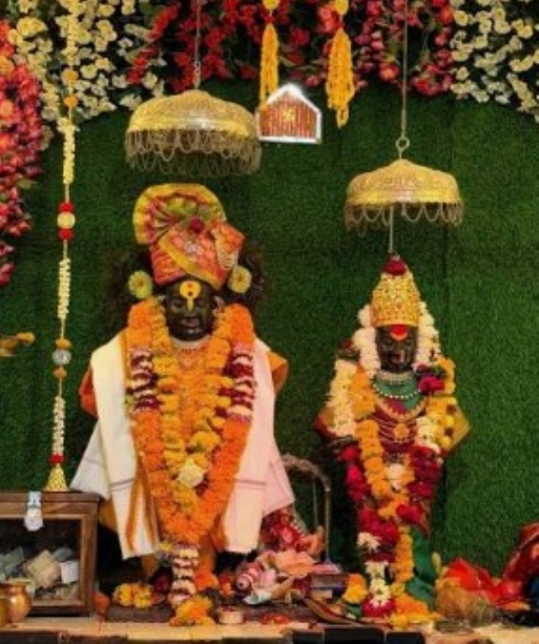 आषाढी एकादशीला रुक्मिणीच्या माहेरी भक्तीचा महासागर; कौंडण्यपुरात भाविकांची मोठी गर्दी