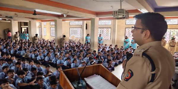 राष्ट्रभक्ती शिस्तबद्ध आचरणातूनच दिसली पाहिजे : एसपी पंकज कुमावत