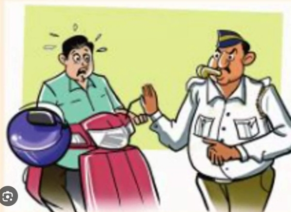 ज्येष्ठ नागरिकांना हेल्मेट सक्तीतून वगळण्याची मागणी