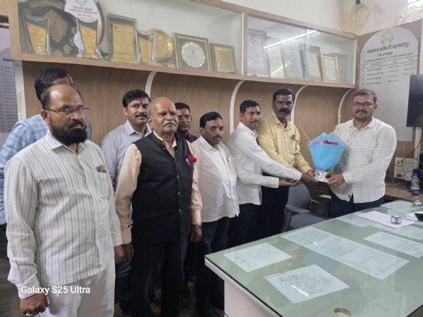 निवेदनाची दखल निवेदनाची दखल