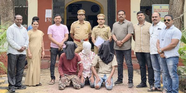 कोयत्याचा धाक दाखवून लूट; पोलिसांनी अवघ्या १२ तासांत पकडले आरोपी