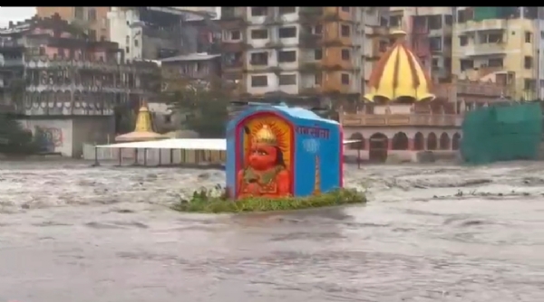First flood of the Godavari