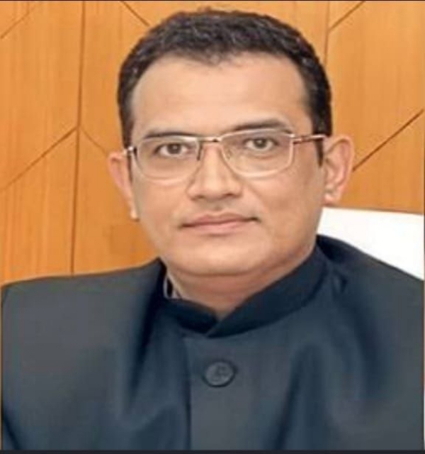 शहराची नाडी तपासून जनसुविधांना प्राधान्य; आर्थिकदृष्ट्या सक्षम महापालिका उभारणार – नवनियुक्त मनपा आयुक्त डॉ. मंगेश गोंदावले शहराची नाडी तपासून जनसुविधांना प्राधान्य; आर्थिकदृष्ट्या सक्षम महापालिका उभारणार – नवनियुक्त मनपा आयुक्त डॉ. मंगेश गोंदावले