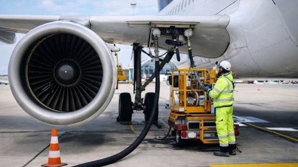 Hike Jet Fuel Prices