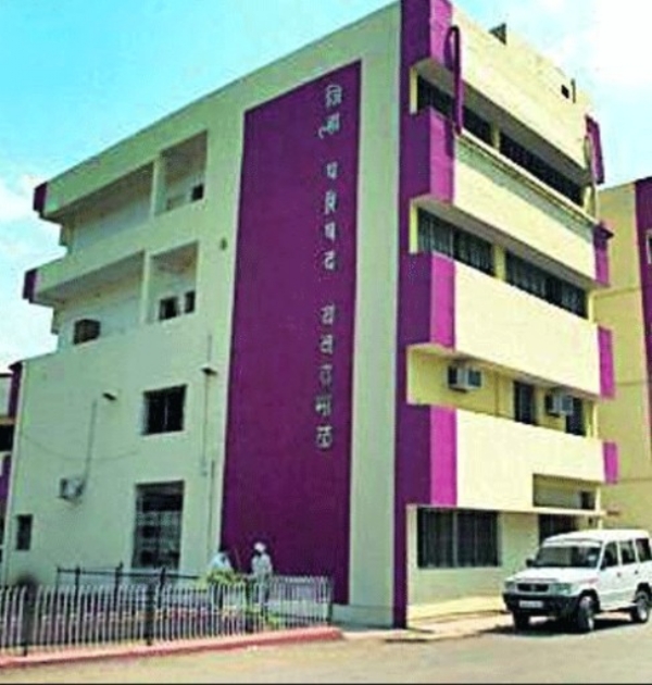 जनसुविधेतील तब्बल ७९ कामे थंडबस्त्यात