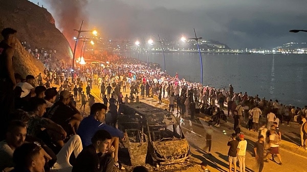 स्पेनमधील सेउटा येथे स्थलांतरितांचे संकट स्पेनमधील सेउटा येथे स्थलांतरितांचे संकट