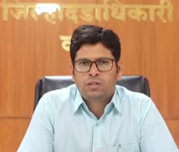 शेतकऱ्यांनी आधार प्रमाणीकरण करावे जिल्हाधिकाऱ्यांचे आवाहन