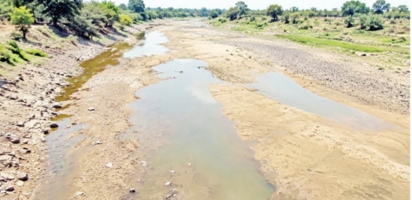पावसाची प्रतीक्षा पावसाची प्रतीक्षा
