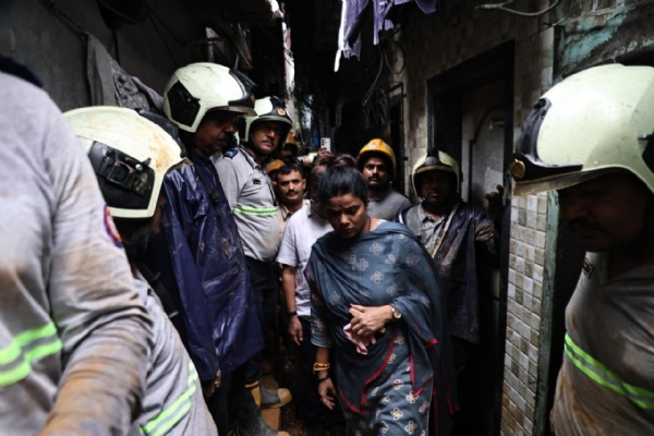 Landslide Kurla Claims Two Death Mayor Inspects Rescue Operations Landslide Kurla Claims Two Death Mayor Inspects Rescue Operations