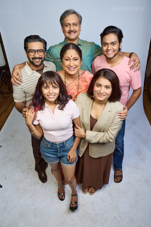 जर तर ची गोष्ट’चा रंगणार ४०० वा प्रयोग तर ‘आमच्या पिढीची गोष्टच वेगळी!’चा रंगणार ५० वा प्रयोग जर तर ची गोष्ट’चा रंगणार ४०० वा प्रयोग तर ‘आमच्या पिढीची गोष्टच वेगळी!’चा रंगणार ५० वा प्रयोग
