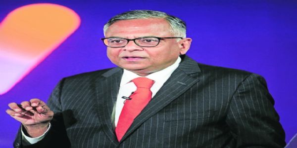 टाटा सन्सचे अध्यक्ष एन. चंद्रशेखरन यांचा पुनर्नियुक्तीस नकार