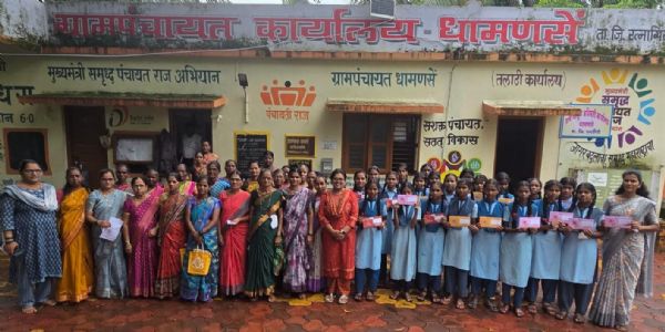 रत्नागिरी : धामणसेतील महिलांनी जोडला जवानांच्या मनगटाशी मायेचा धागा