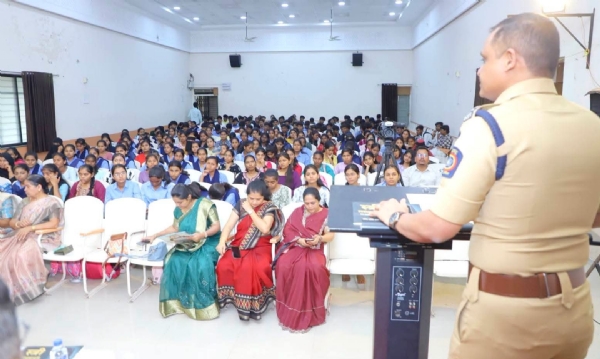 पोलीस अधिक्षक अमोल तांबे पोलीस अधिक्षक अमोल तांबे
