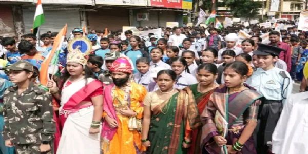 ‘हर घर तिरंगा’ अभियानांतर्गत नांदेडमध्ये भव्य तिरंगा रॅली!