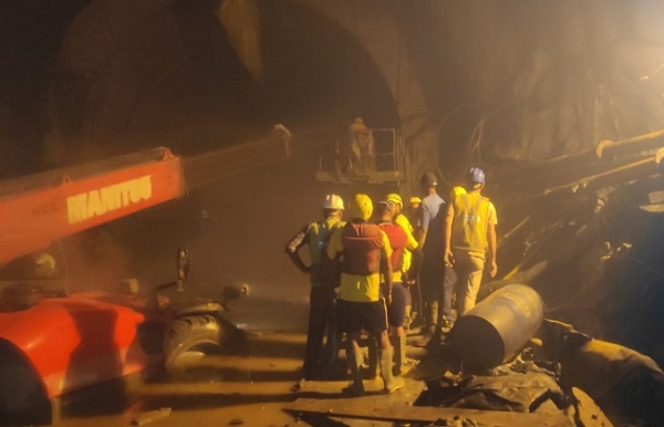 Uk Pipalkoti Tunnel accident