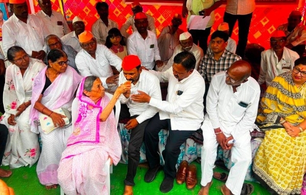 तिवस्यातील बेमुदत अन्नत्याग आंदोलनाची सांगता; भारतरत्नासाठी लोकसभेत पाठपुरावा करण्याचे खासदारांचे आश्वासन