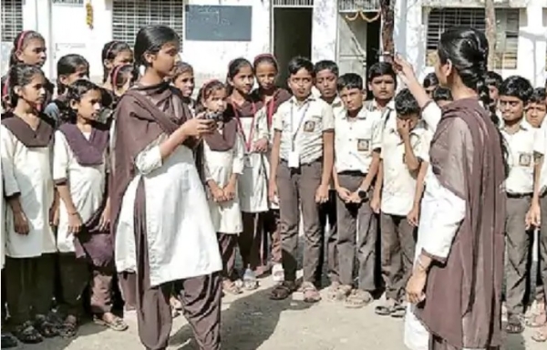 विद्यार्थ्यांना ड्रोन असेंबलिंग, उड्डाणाचे ट्रेनिंग; रोबोटिक्स, कोडिंगसह कौशल्यांचे मार्गदर्शन विद्यार्थ्यांना ड्रोन असेंबलिंग, उड्डाणाचे ट्रेनिंग; रोबोटिक्स, कोडिंगसह कौशल्यांचे मार्गदर्शन