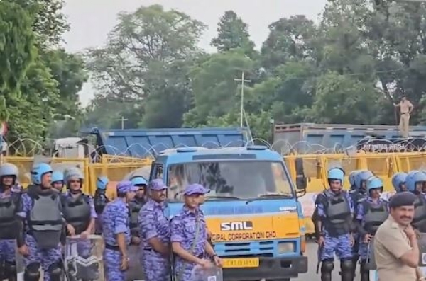Chandigarh SIKH PROTEST CLASH